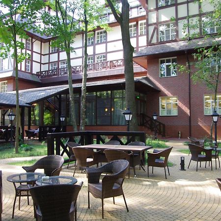 Park-Hotel Golosievo Kiev Extérieur photo