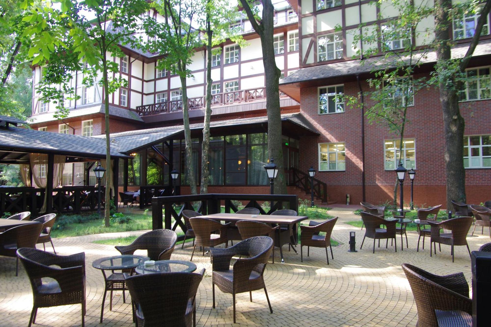 Park-Hotel Golosievo Kiev Extérieur photo
