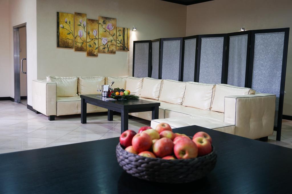 Park-Hotel Golosievo Kiev Extérieur photo