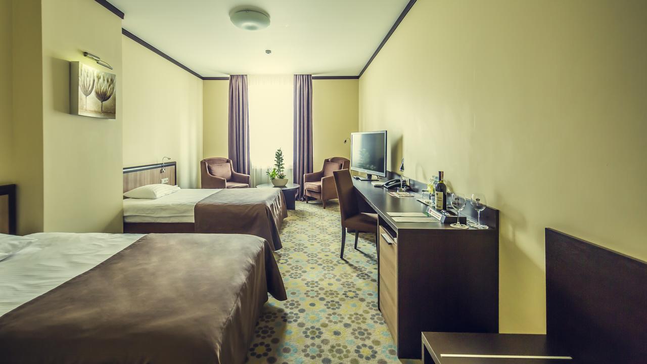 Park-Hotel Golosievo Kiev Extérieur photo