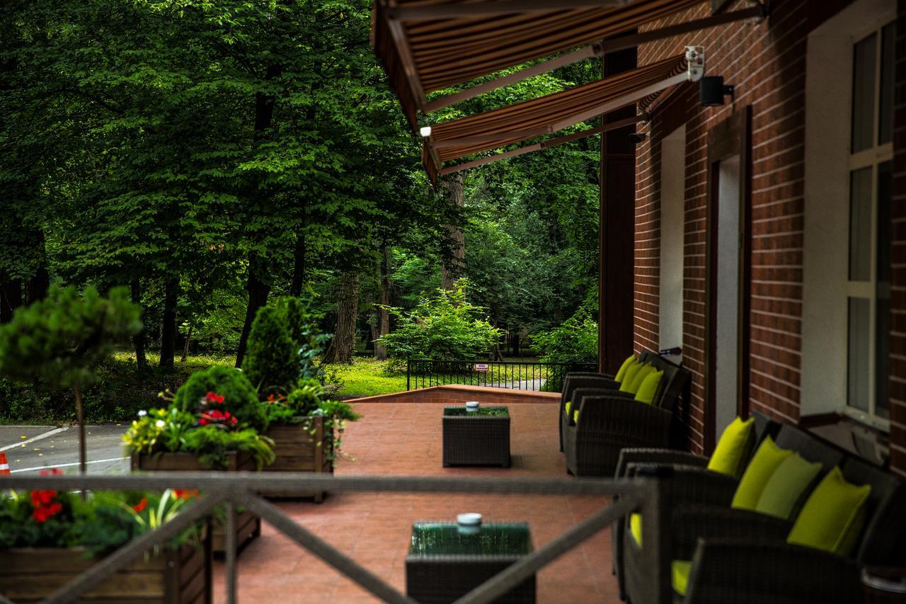 Park-Hotel Golosievo Kiev Extérieur photo